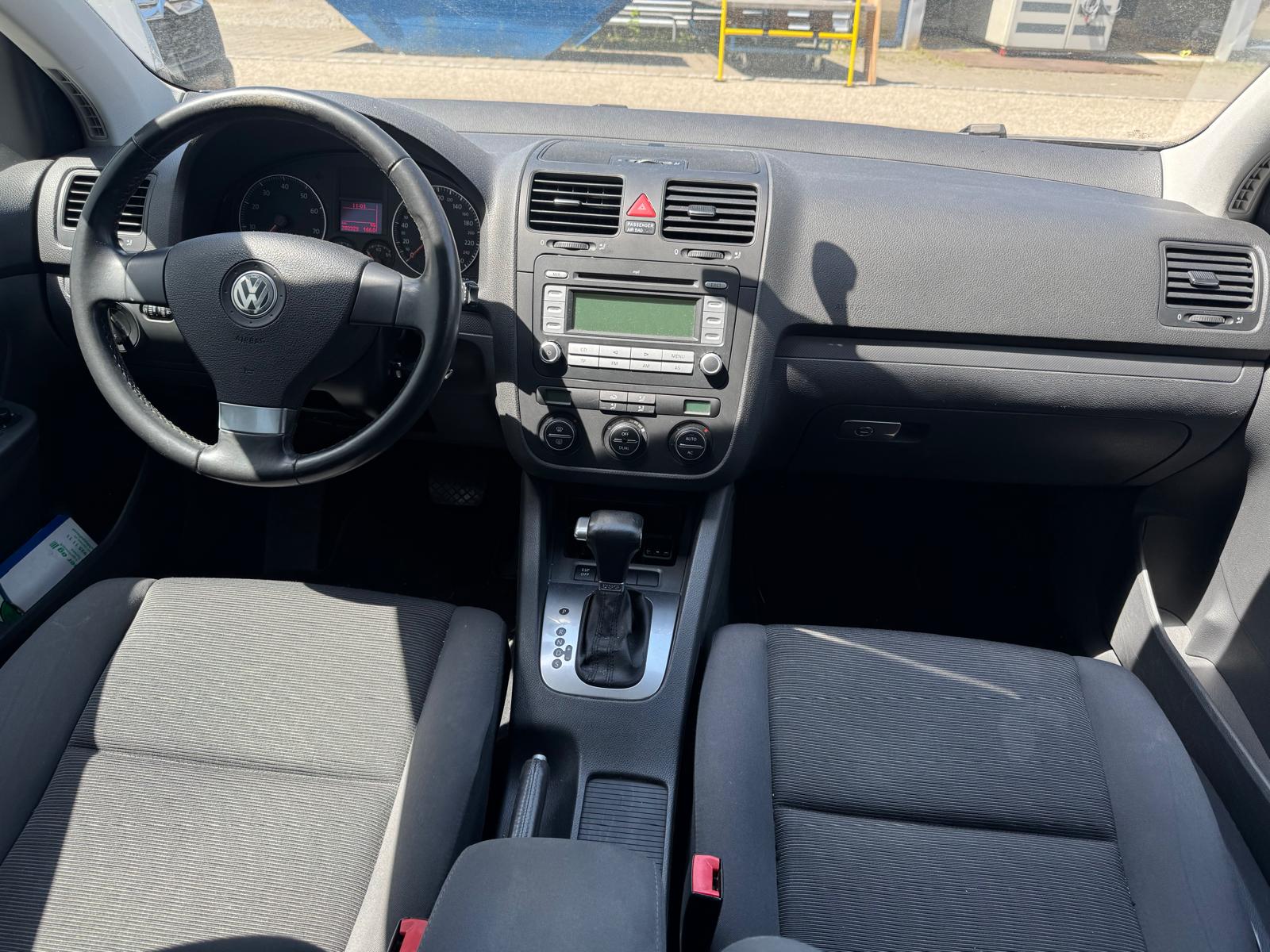 VW 1.4 TSI 140 Leader DSG-image-2