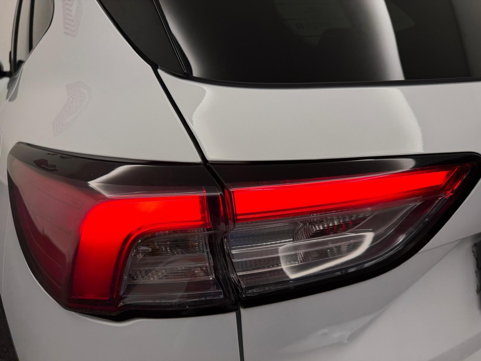 FORD Kuga 2.5 Plug-in Hybrid ST-Line X-image-8