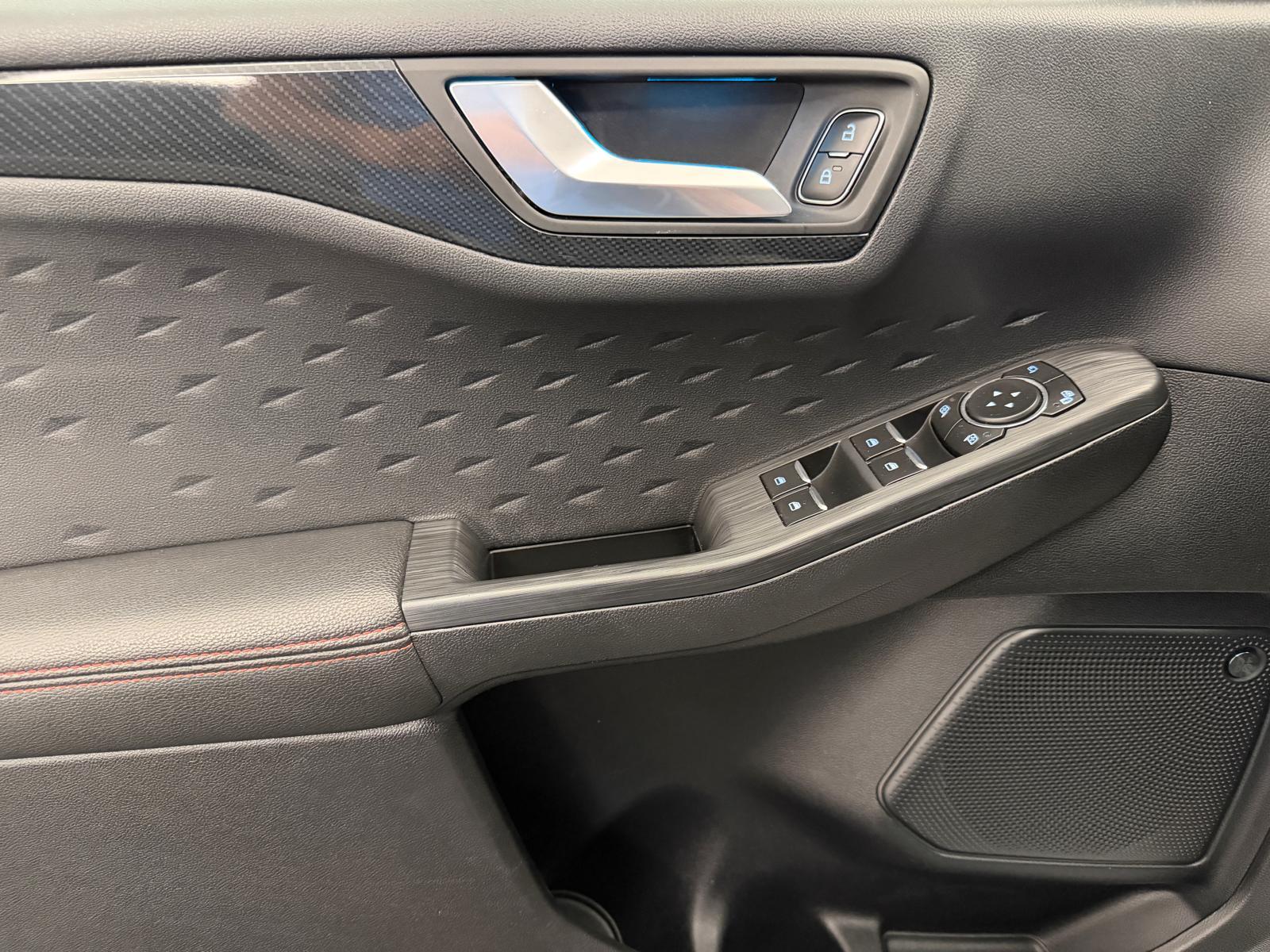 FORD Kuga 2.5 Plug-in Hybrid ST-Line X-image-16