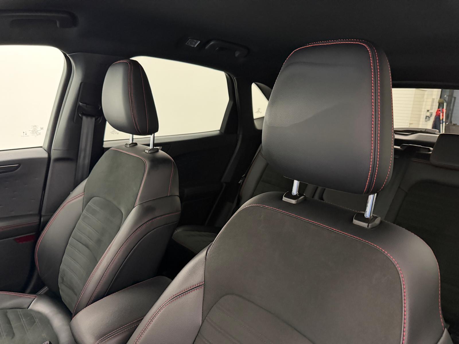 FORD Kuga 2.5 Plug-in Hybrid ST-Line X-image-15