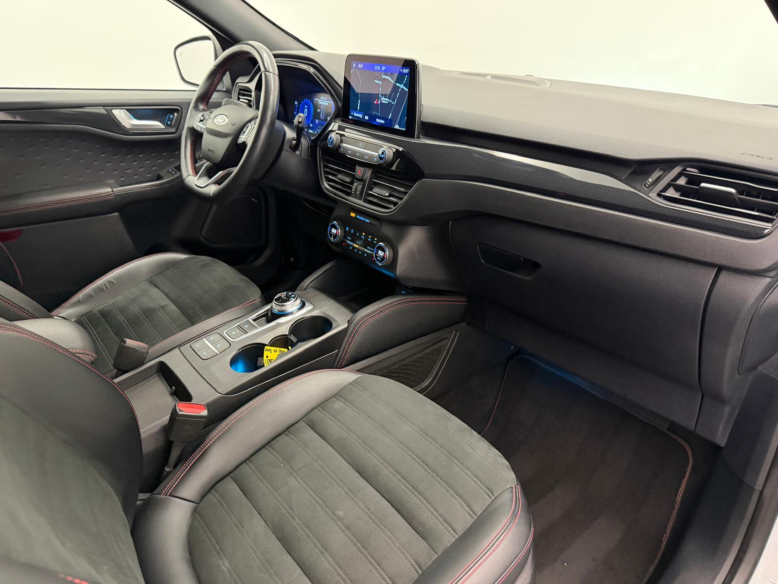 FORD Kuga 2.5 Plug-in Hybrid ST-Line X-image-11
