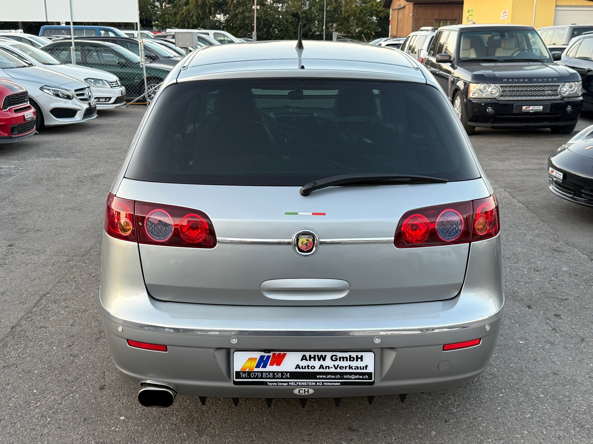 FIAT Croma 1.9 16V JTD Dynamic Automatik / Ab MFK 30.04.2025 / 150PS / 19 Zoll / Rückfahrkamera-image-4