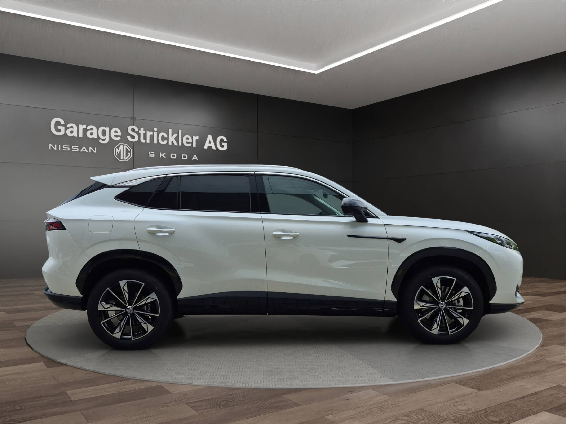 MG HS 1.5 Hybrid Luxury-image-5