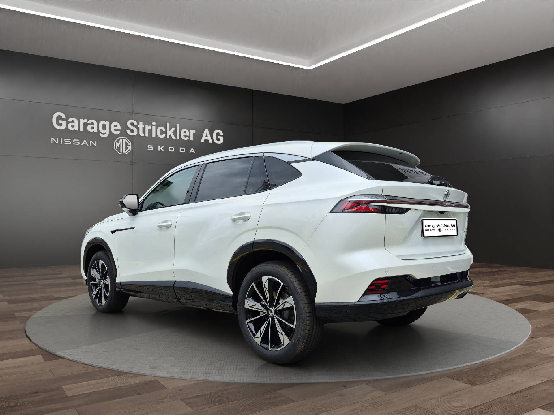 MG HS 1.5 Hybrid Luxury-image-2