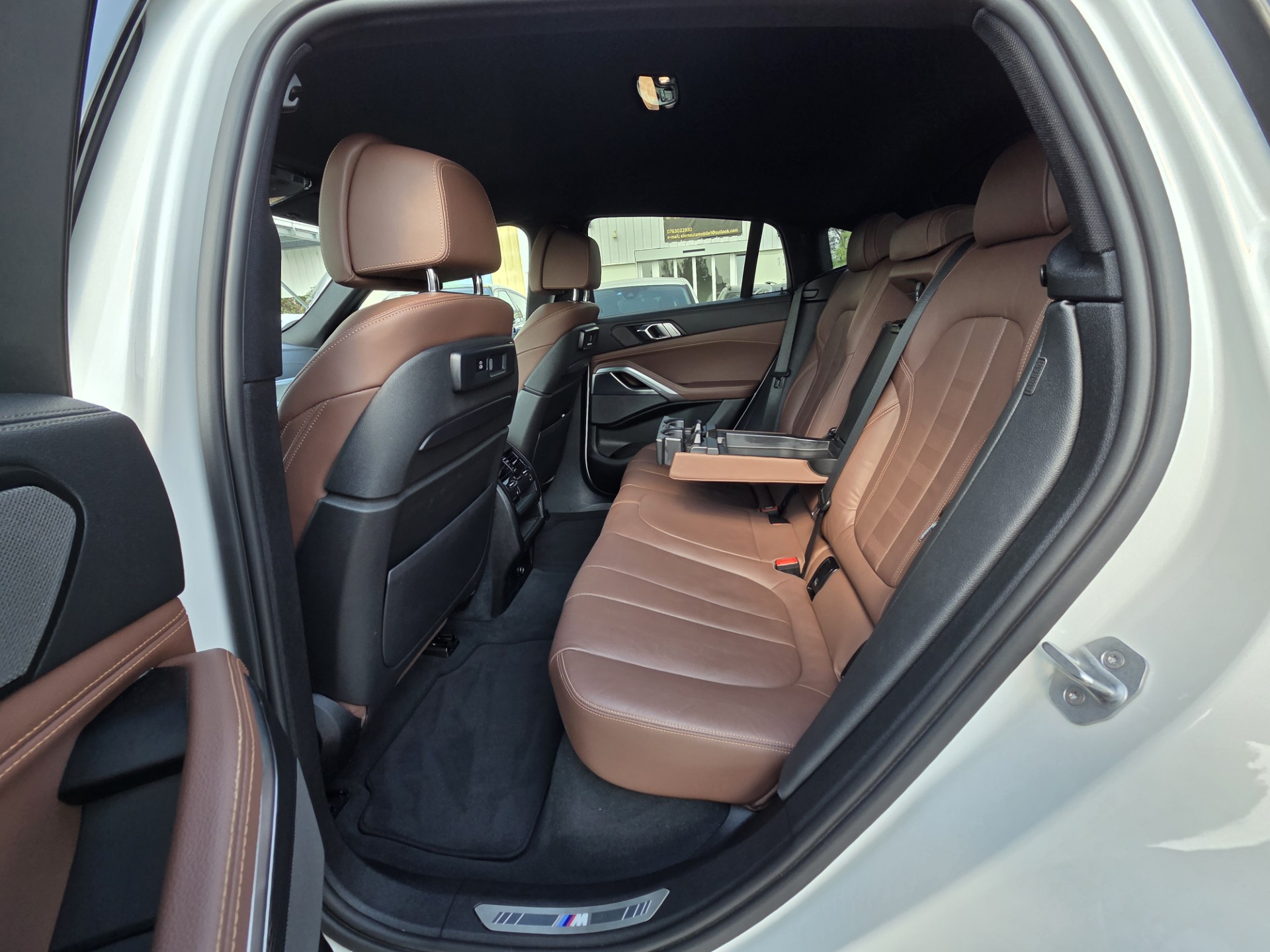 BMW X6 M50d-image-10