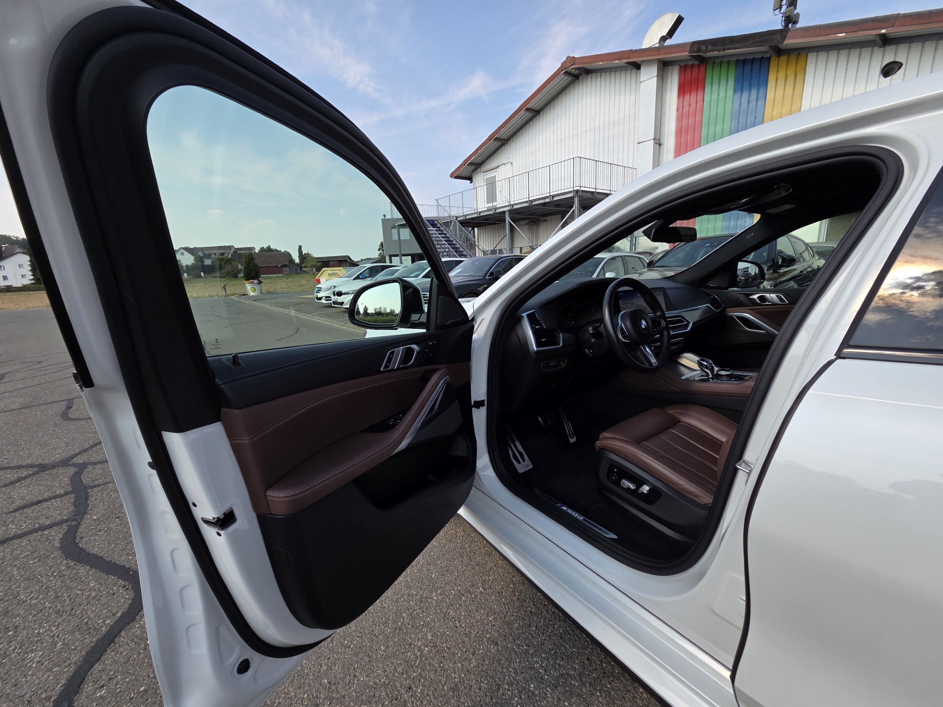 BMW X6 M50d-image-13