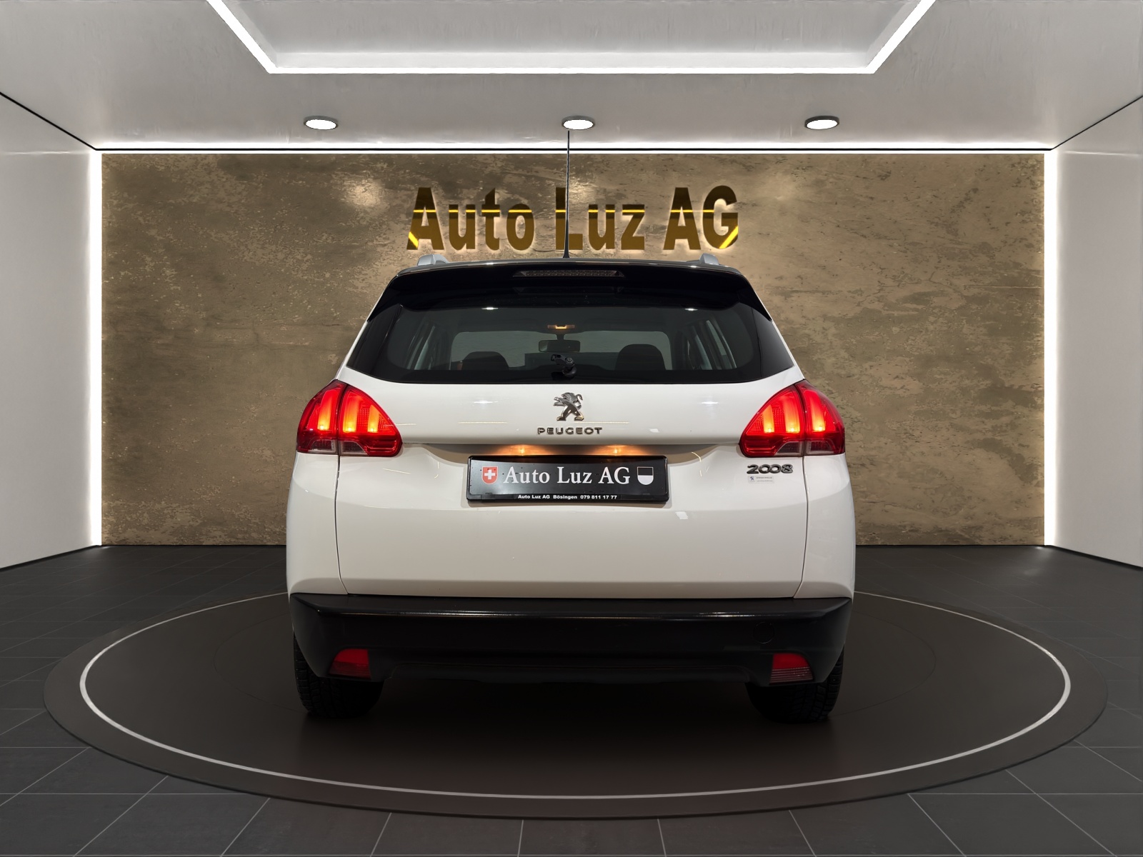 PEUGEOT 2008 1.2 VTI Active-image-2