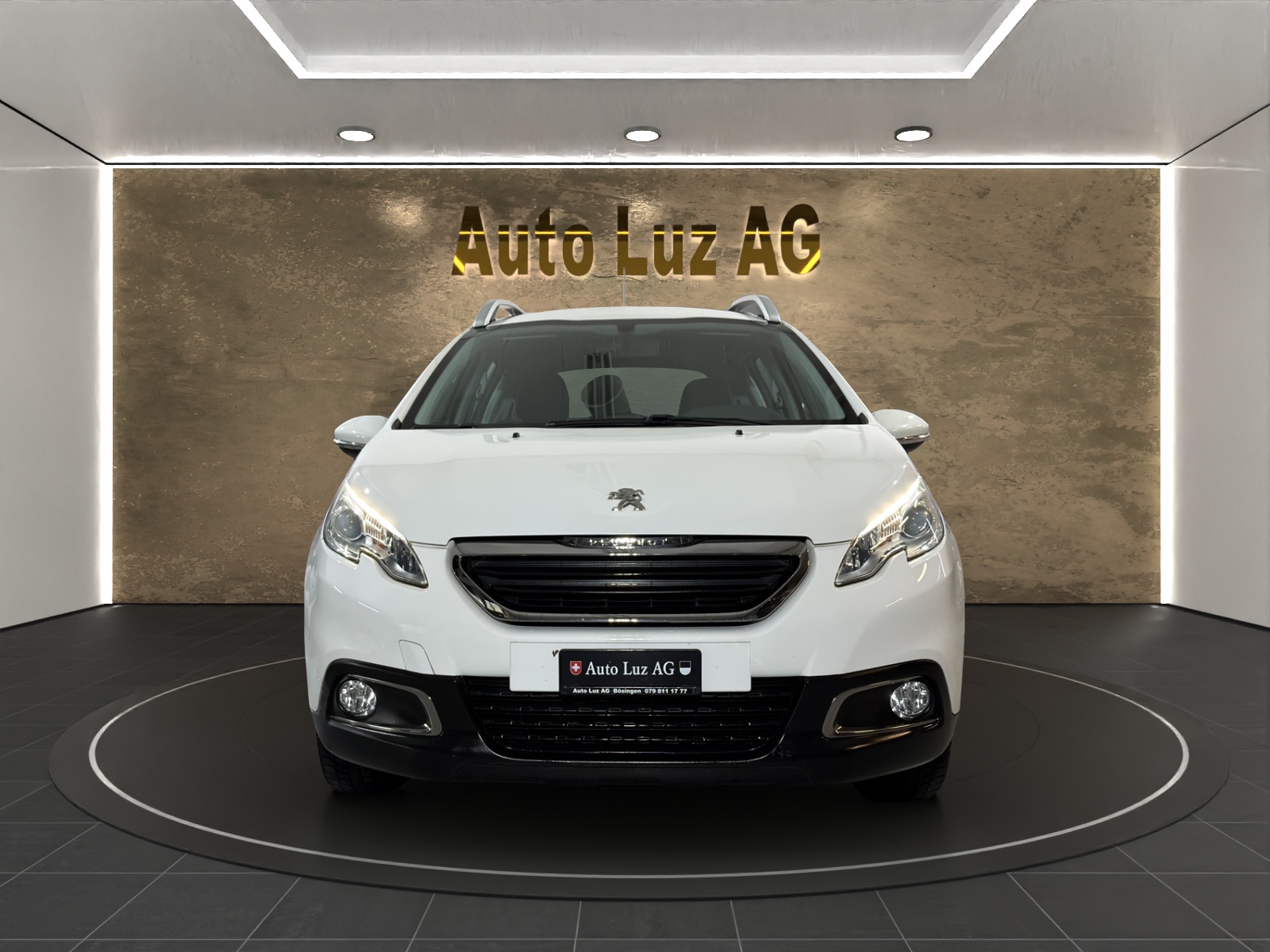 PEUGEOT 2008 1.2 VTI Active-image-1