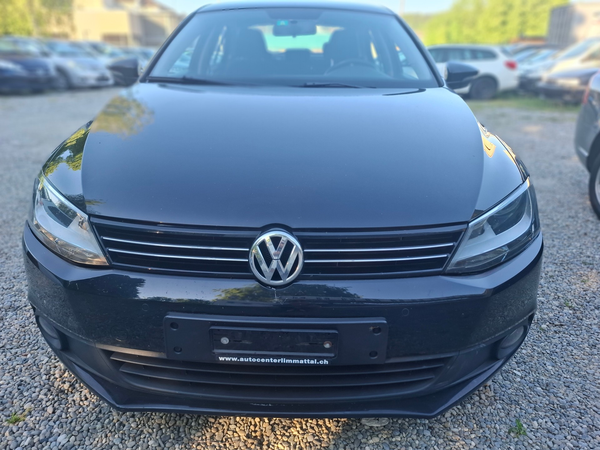 VW Jetta 1.2 TSI BlueMotion Technology Trendline-image-2