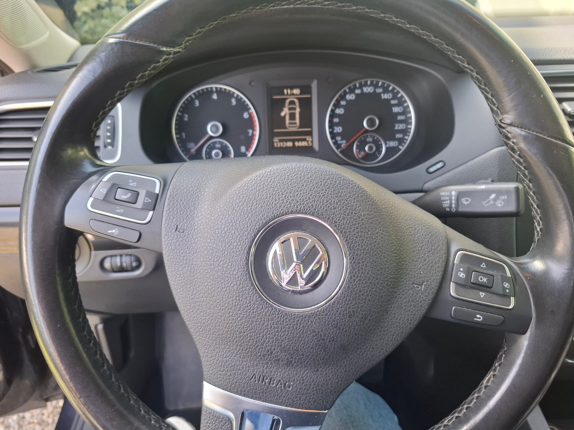 VW Jetta 1.2 TSI BlueMotion Technology Trendline-image-12