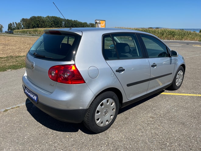 VW Golf 1.6 FSI Comfortline-image-5