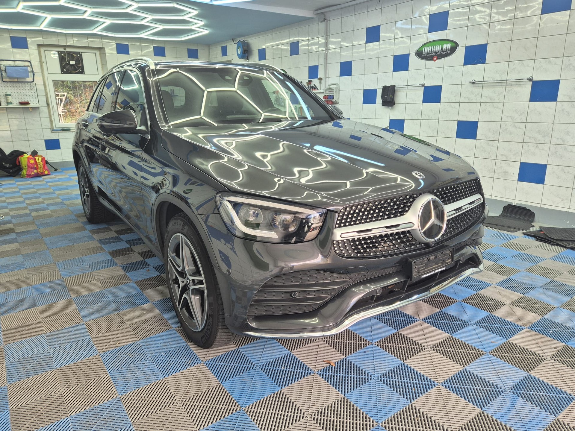 MERCEDES-BENZ GLC 220 d AMG Line 4Matic 9G-Tronic-image-1
