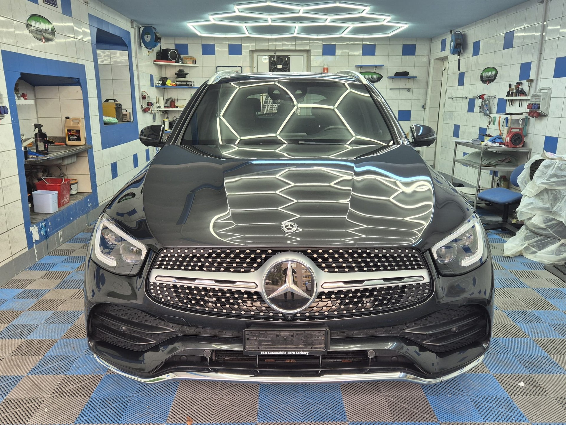 MERCEDES-BENZ GLC 220 d AMG Line 4Matic 9G-Tronic-image-6