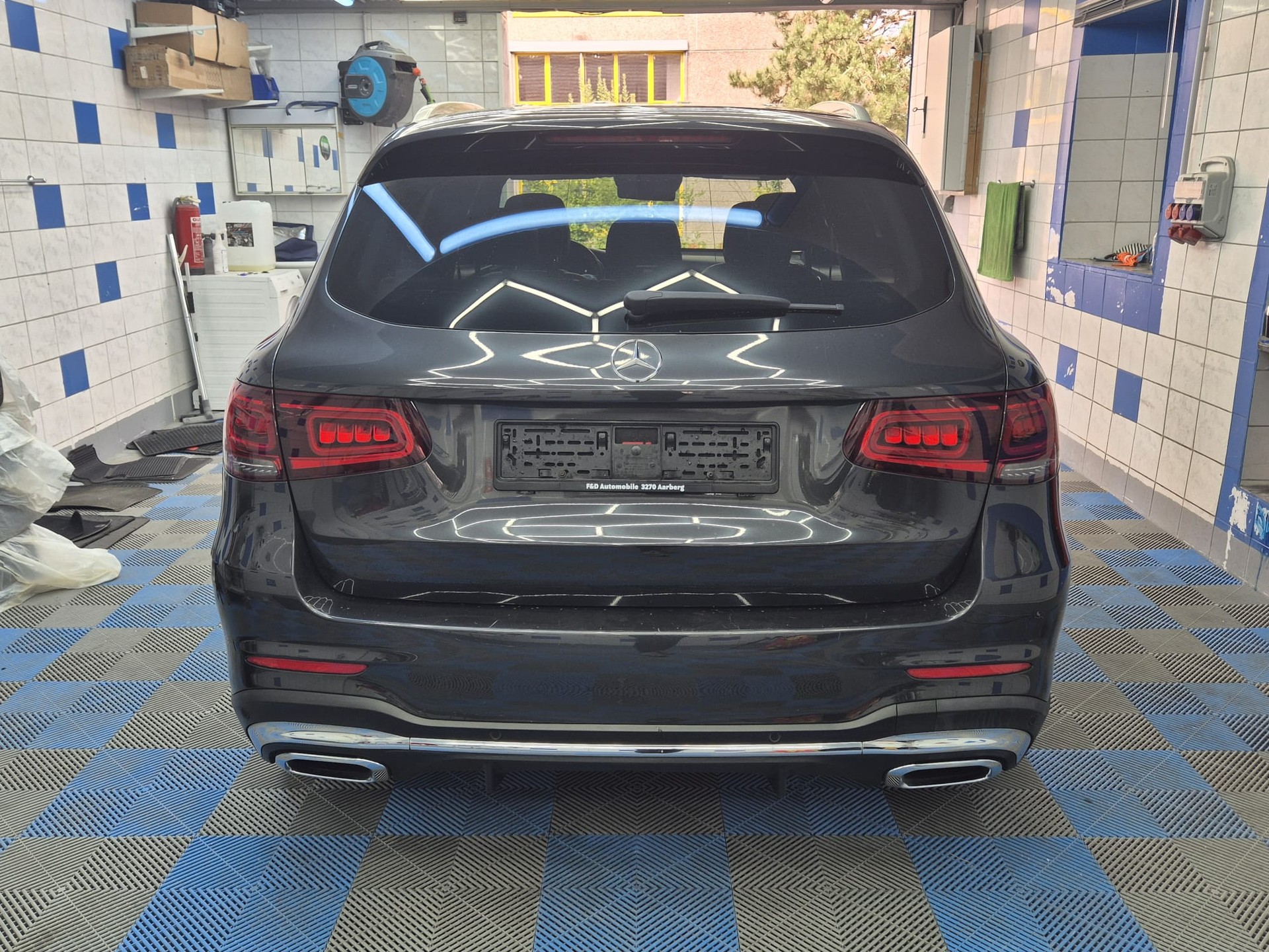 MERCEDES-BENZ GLC 220 d AMG Line 4Matic 9G-Tronic-image-7