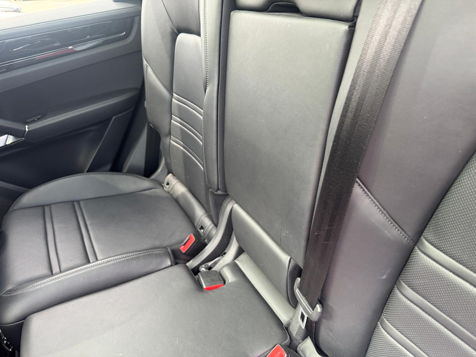 PORSCHE Cayenne Turbo-image-4