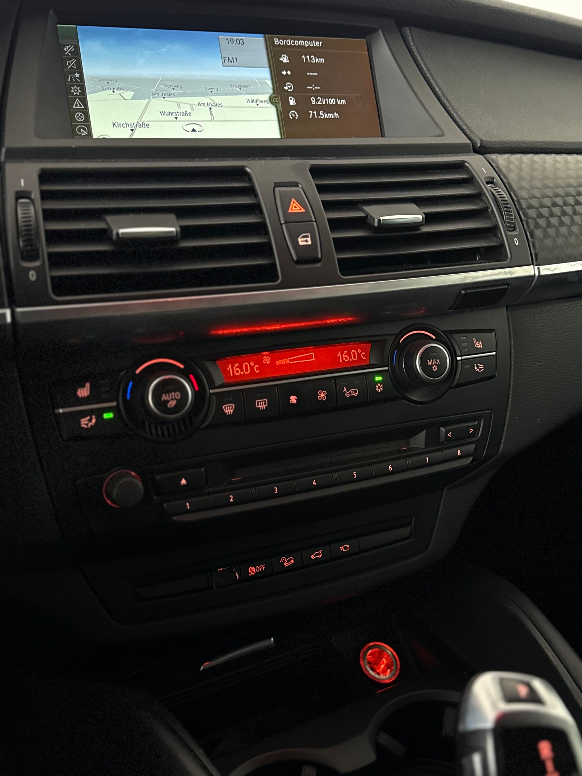 BMW X6 xDrive 40d Steptronic-image-14