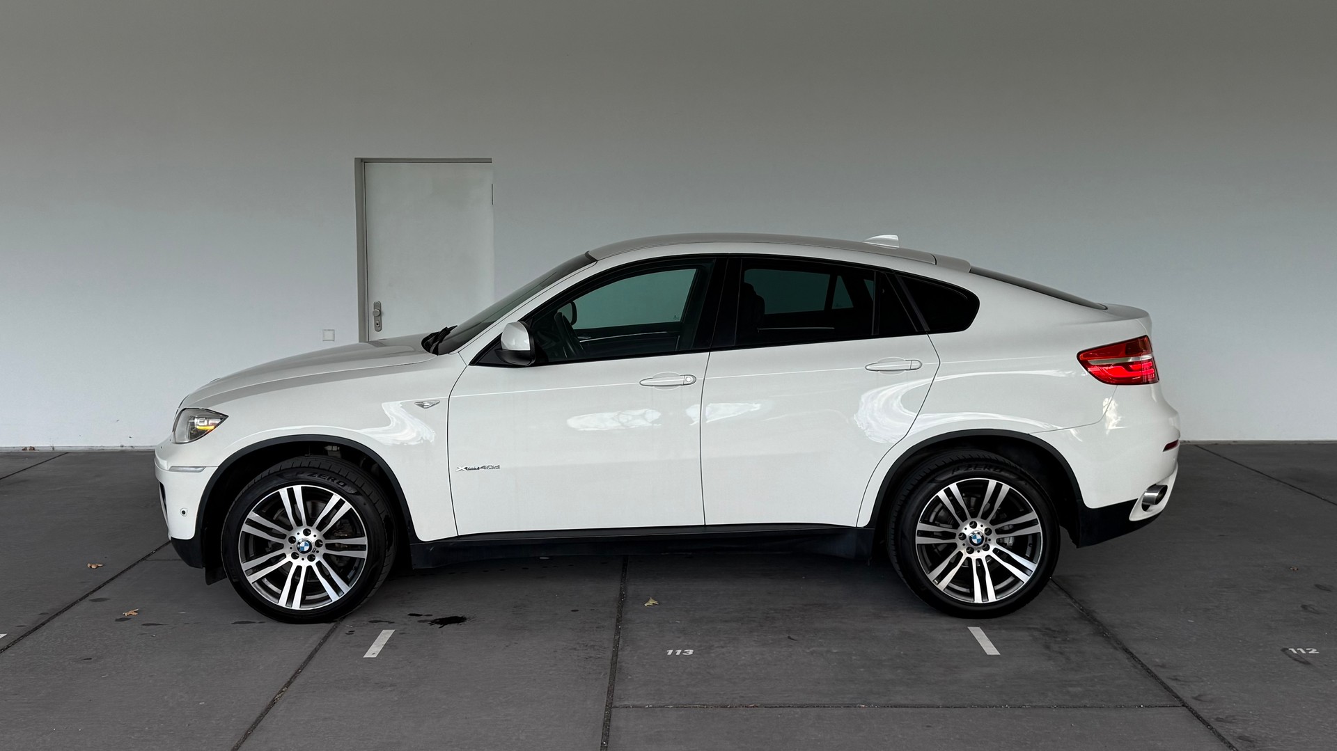 BMW X6 xDrive 40d Steptronic-image-1