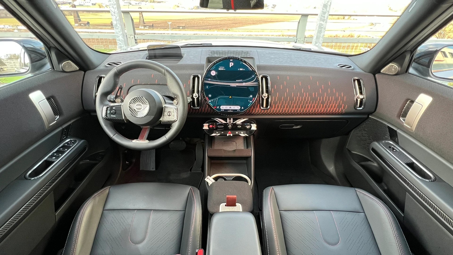 MINI COUNTRYMAN S ALL4 STEPTRONIC JCW BLACK l 217 PS-image-22