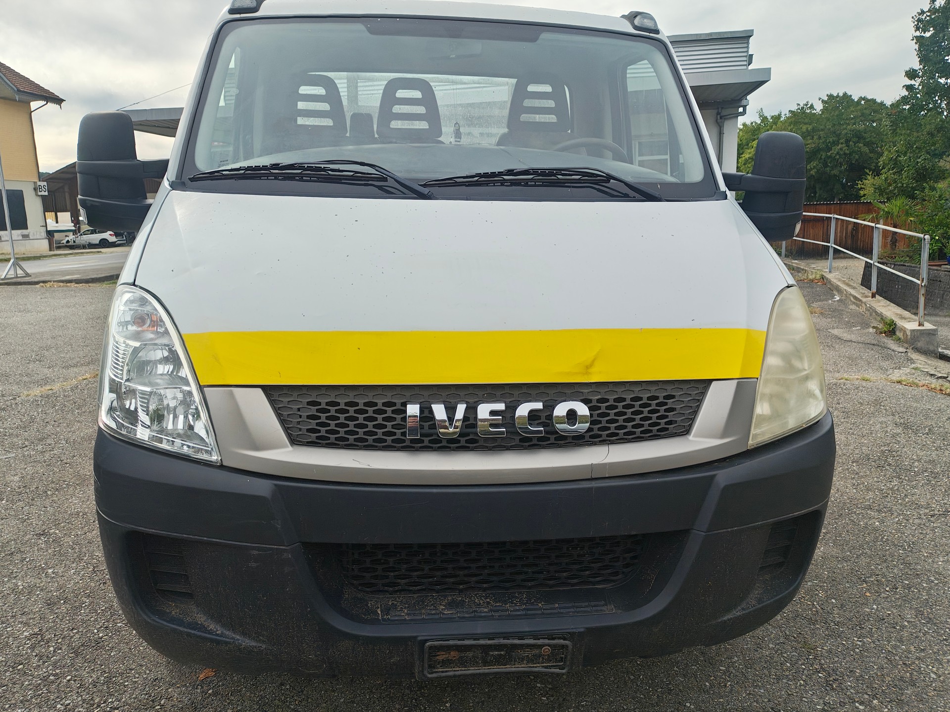 IVECO 35 C 15-image-1
