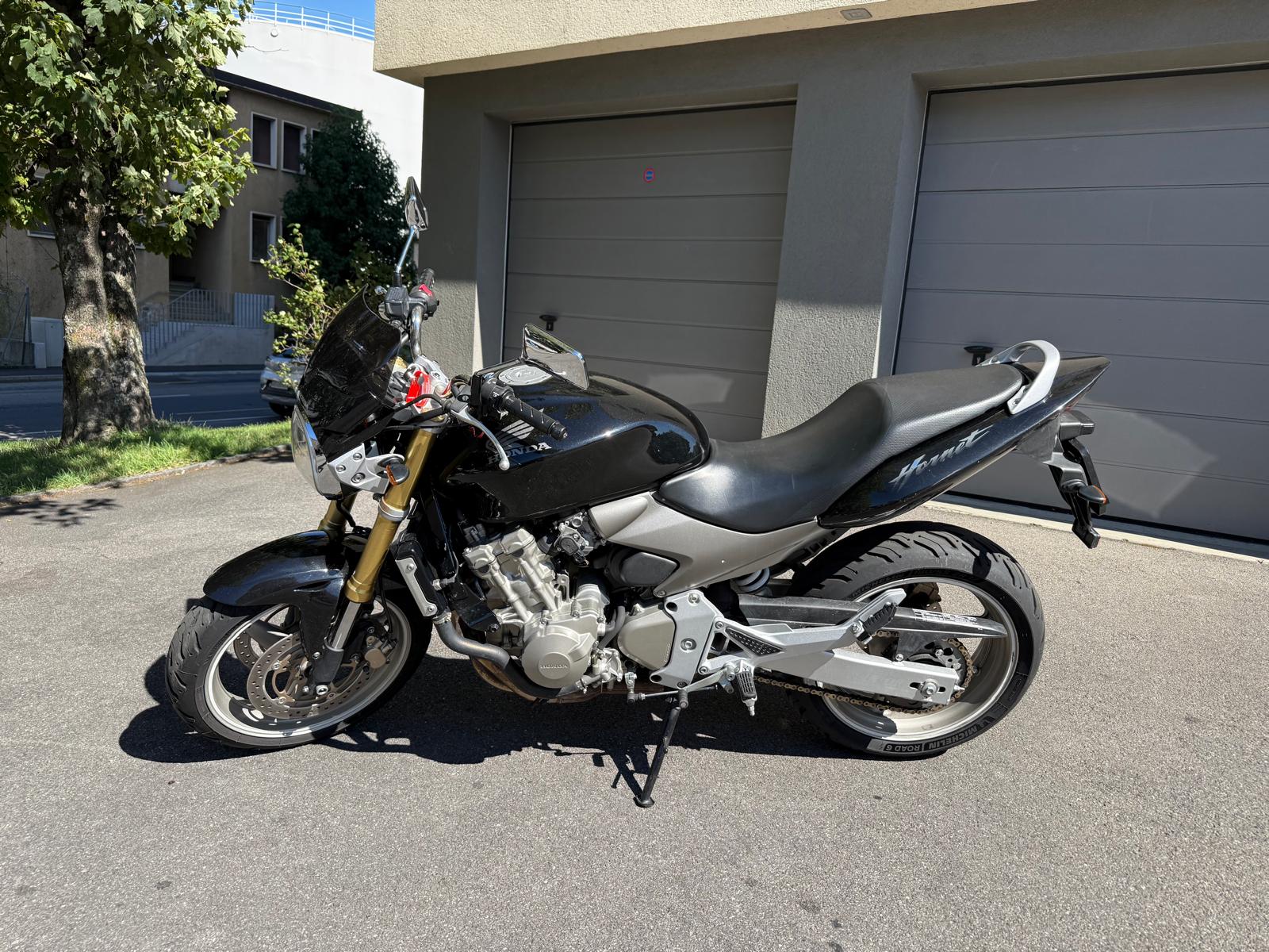 HONDA CB 600 F Hornet-showroom-element-2