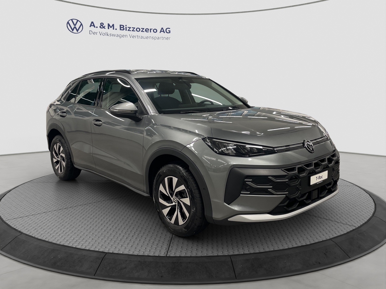 VW T-Roc 1.5 eTSI mHEV Trend DSG-image-6