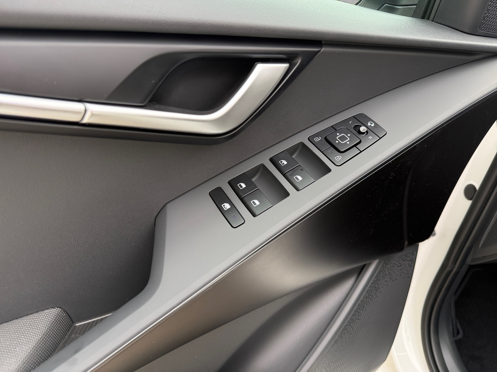 KIA Niro EV 64,8 kWh Final Edition-image-10