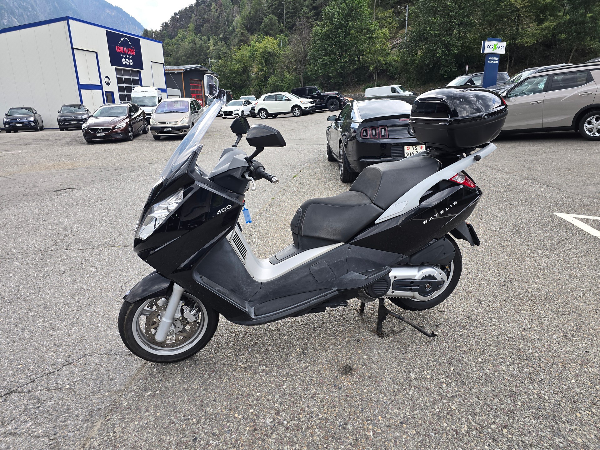 PEUGEOT Satelis 400 Premium-image-4