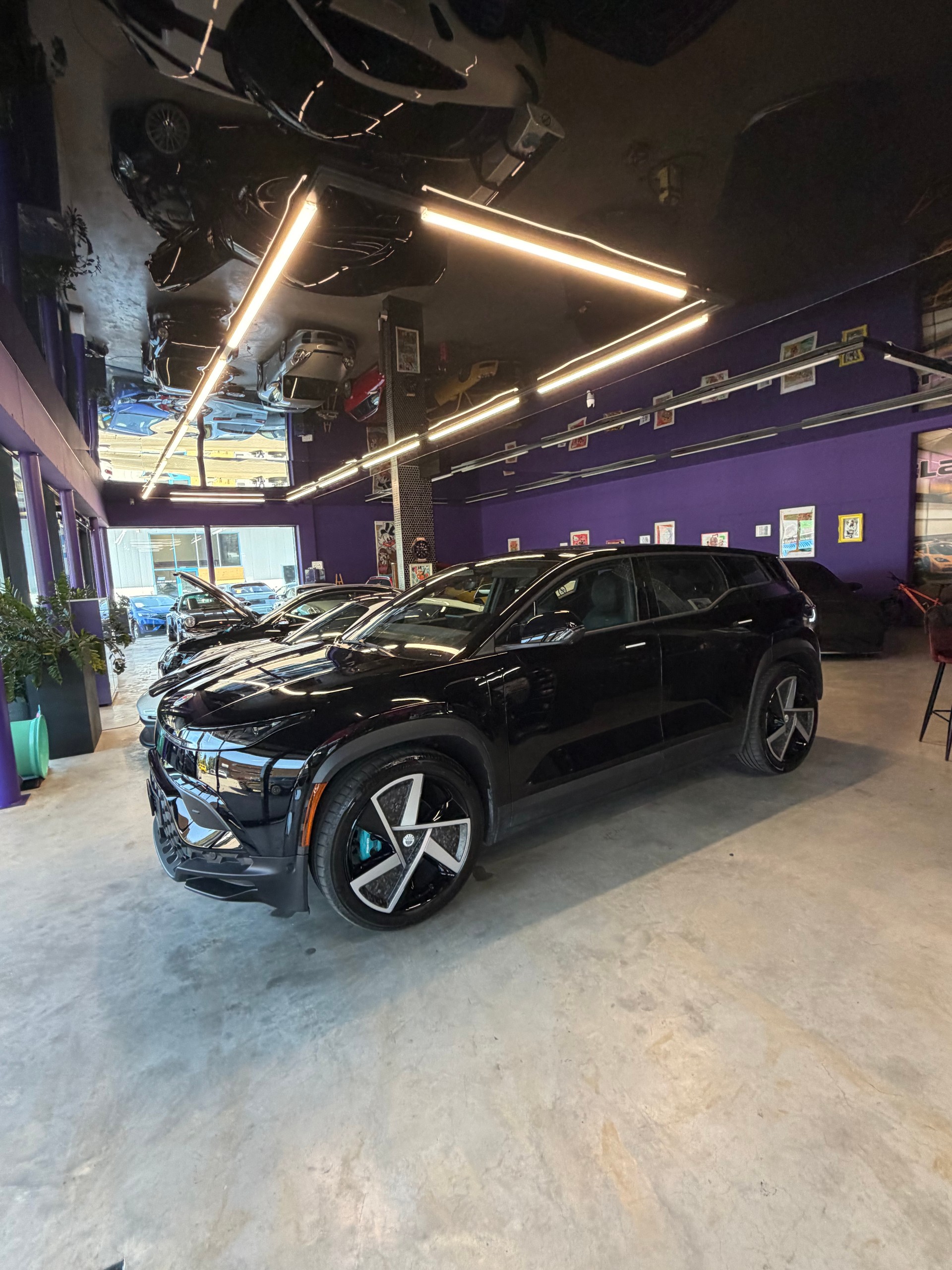 FISKER Ocean 113kWh Extreme AWD-showroom-element-1