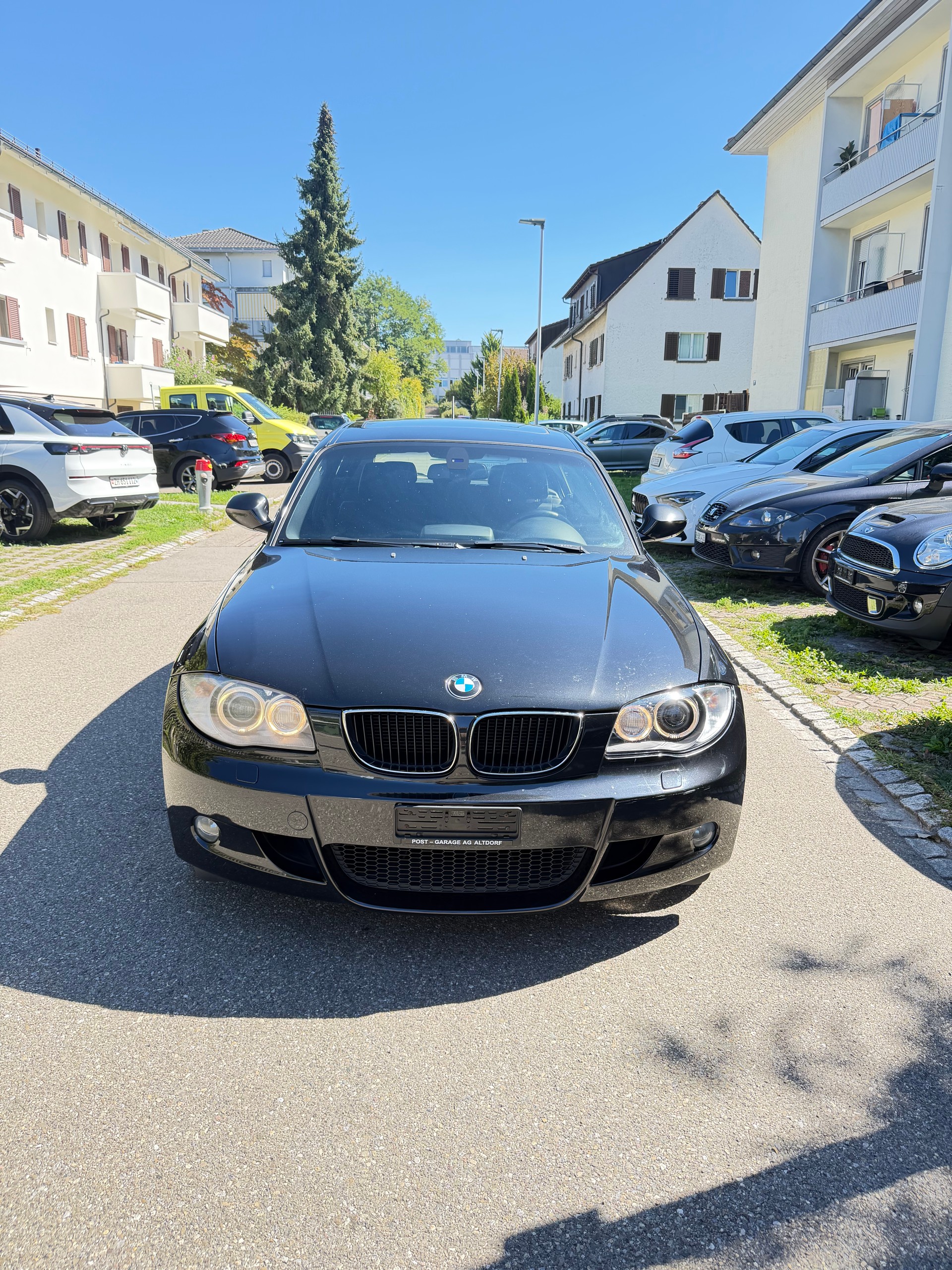 BMW 118i Dynamic Edition/ FRISCH AB MFK & SERVICE-image-0