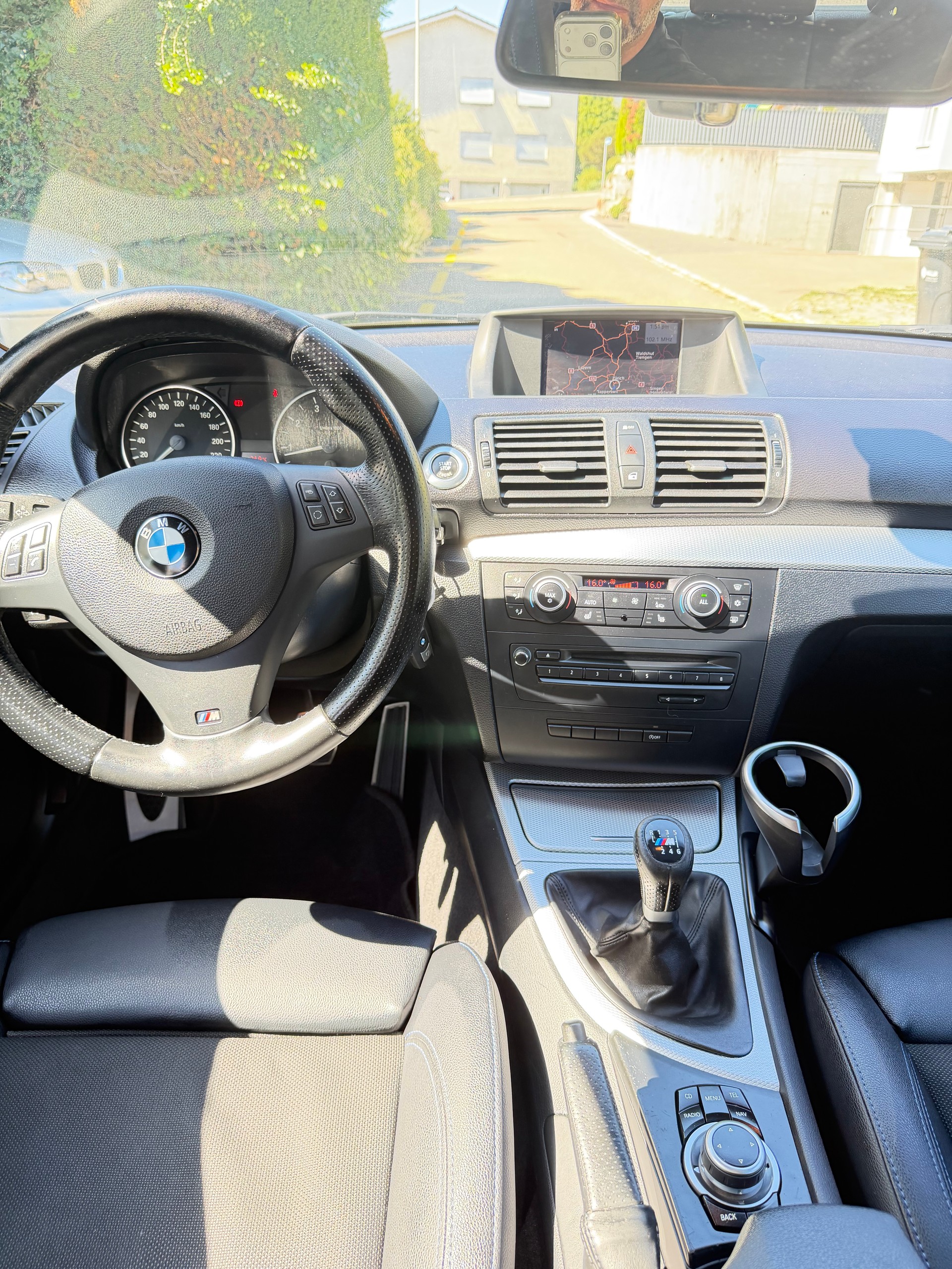 BMW 118i Dynamic Edition/ FRISCH AB MFK & SERVICE-image-9