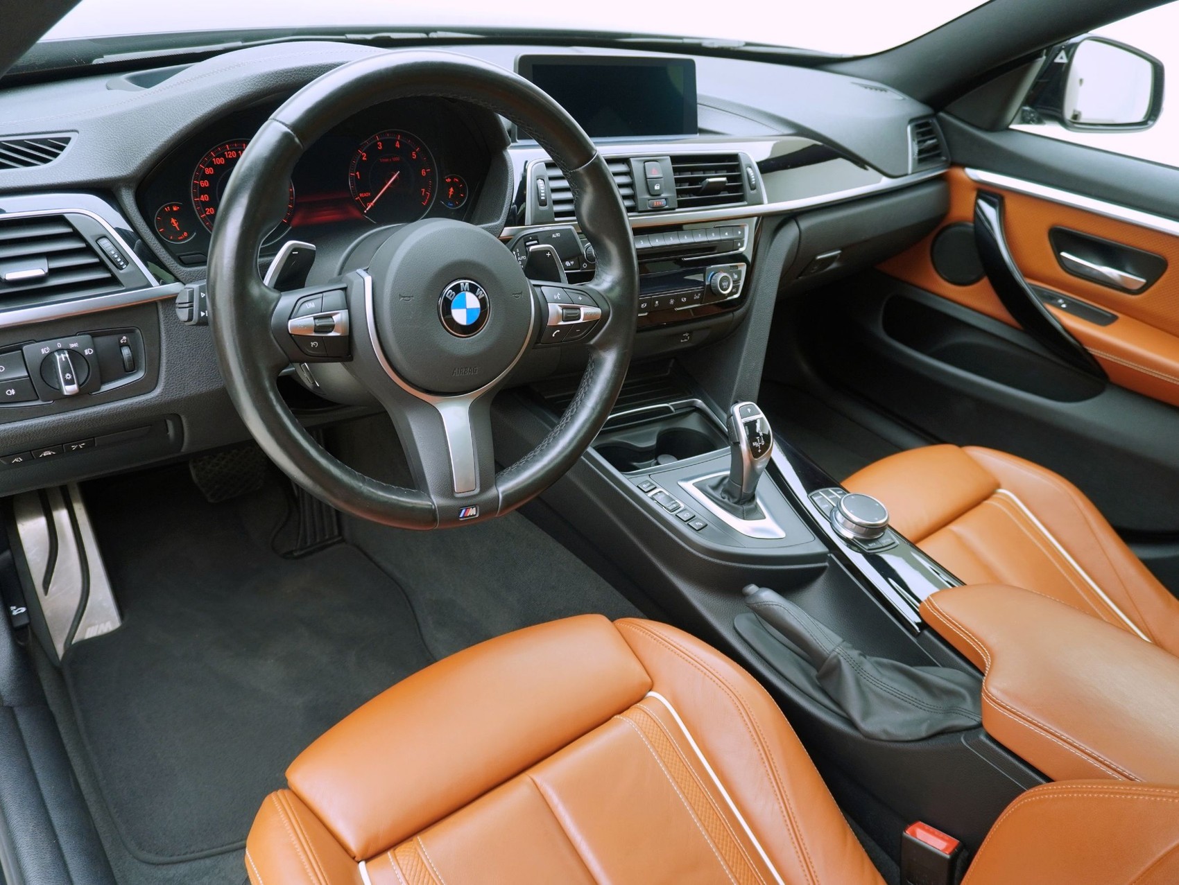 BMW 4er 440i xDrive Gran Coupé M Sport-image-10