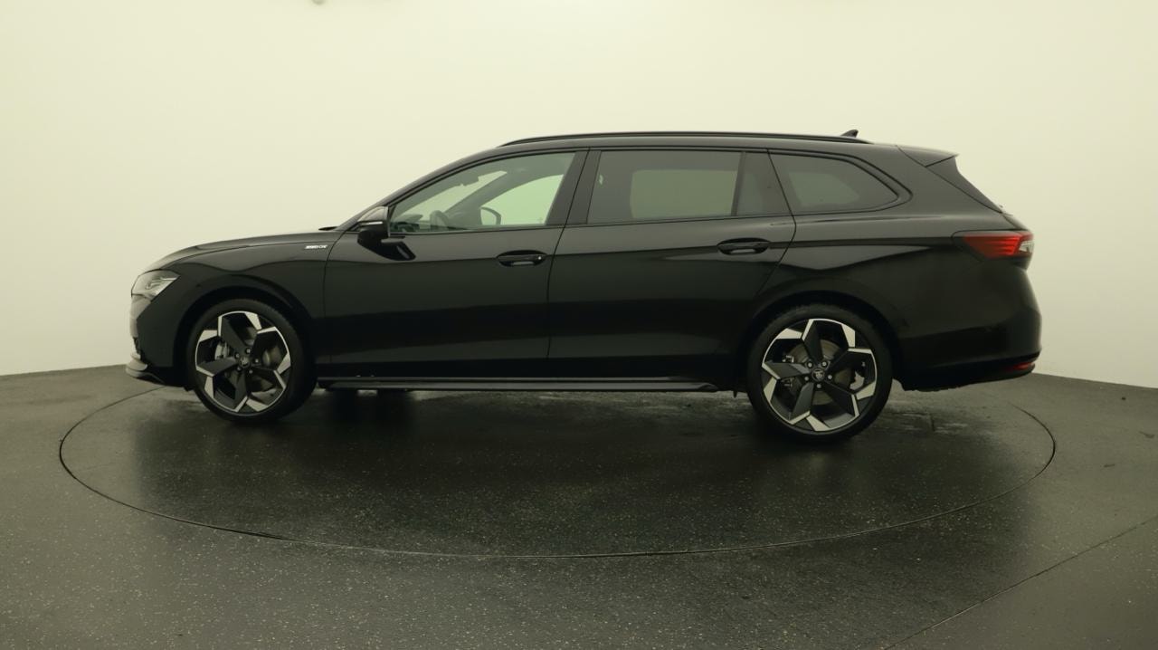 SKODA Superb Combi 2.0 TSI Sportline 4x4 DSG-image-1