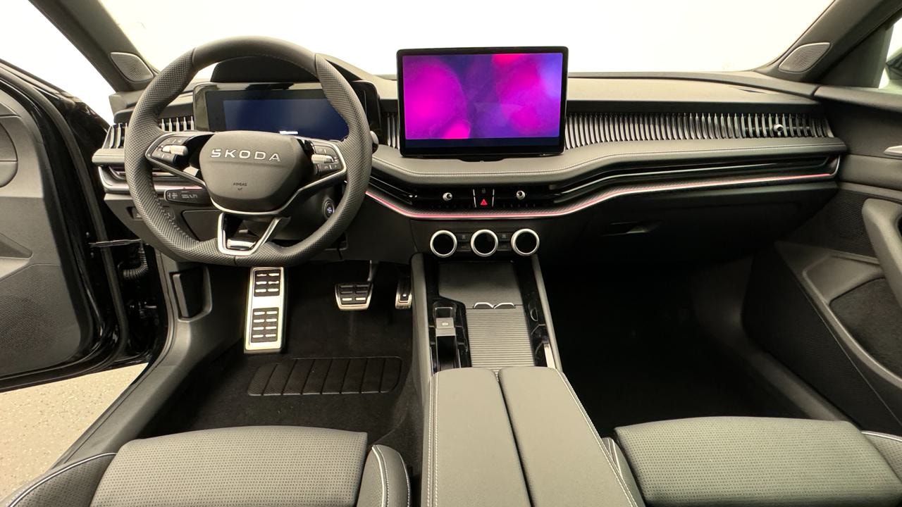 SKODA Superb Combi 2.0 TSI Sportline 4x4 DSG-image-5