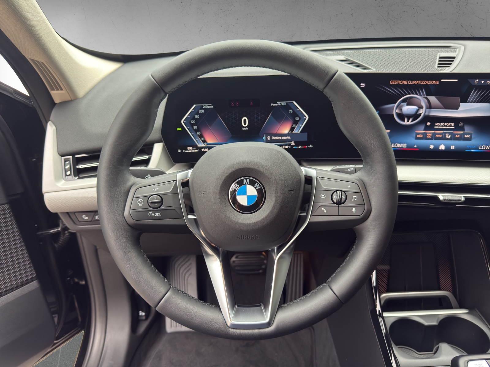 BMW X1 sDrive 18d-image-12