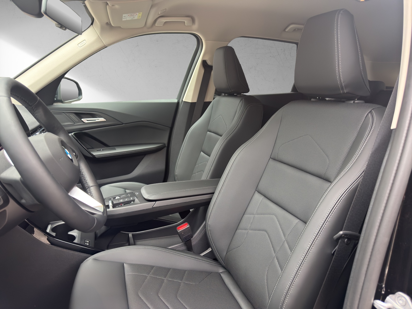 BMW X1 sDrive 18d-image-15