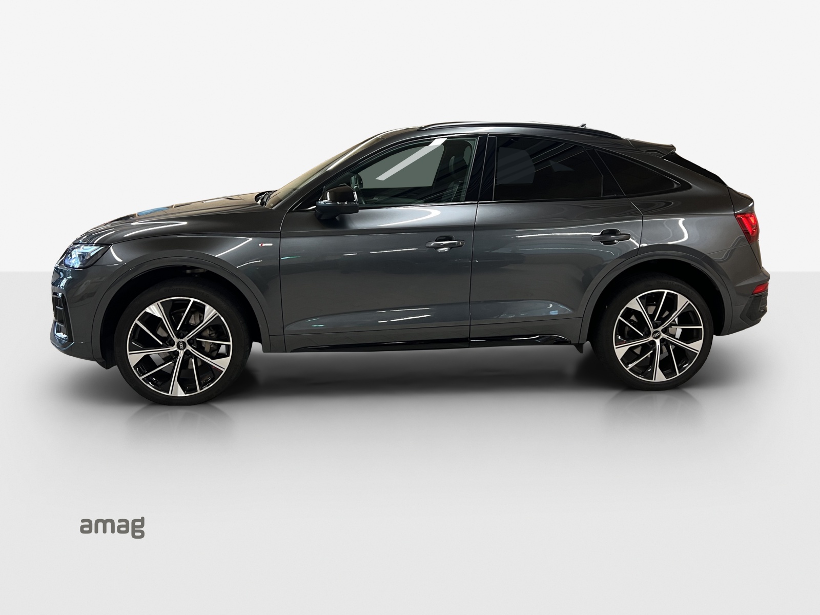 AUDI Q5 Sportback 40 TDI Blackedition quattro S-tronic-image-1