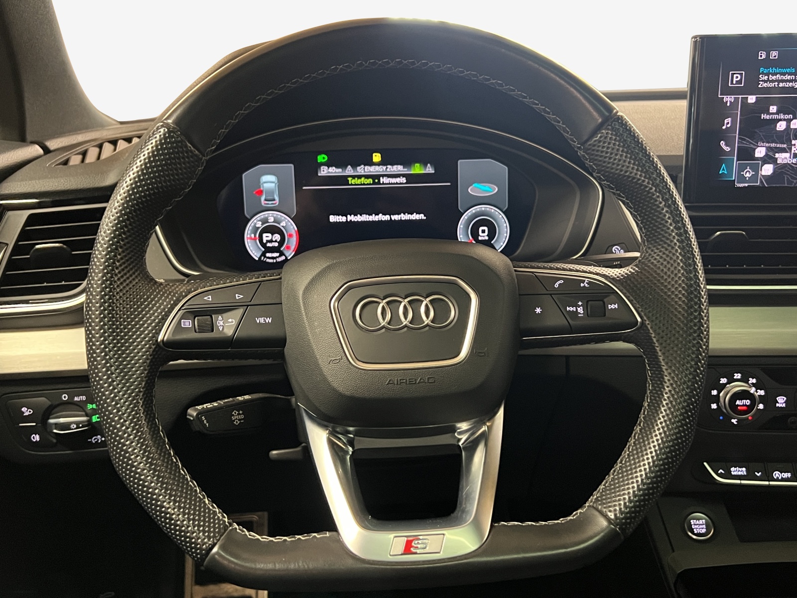 AUDI Q5 Sportback 40 TDI Blackedition quattro S-tronic-image-9