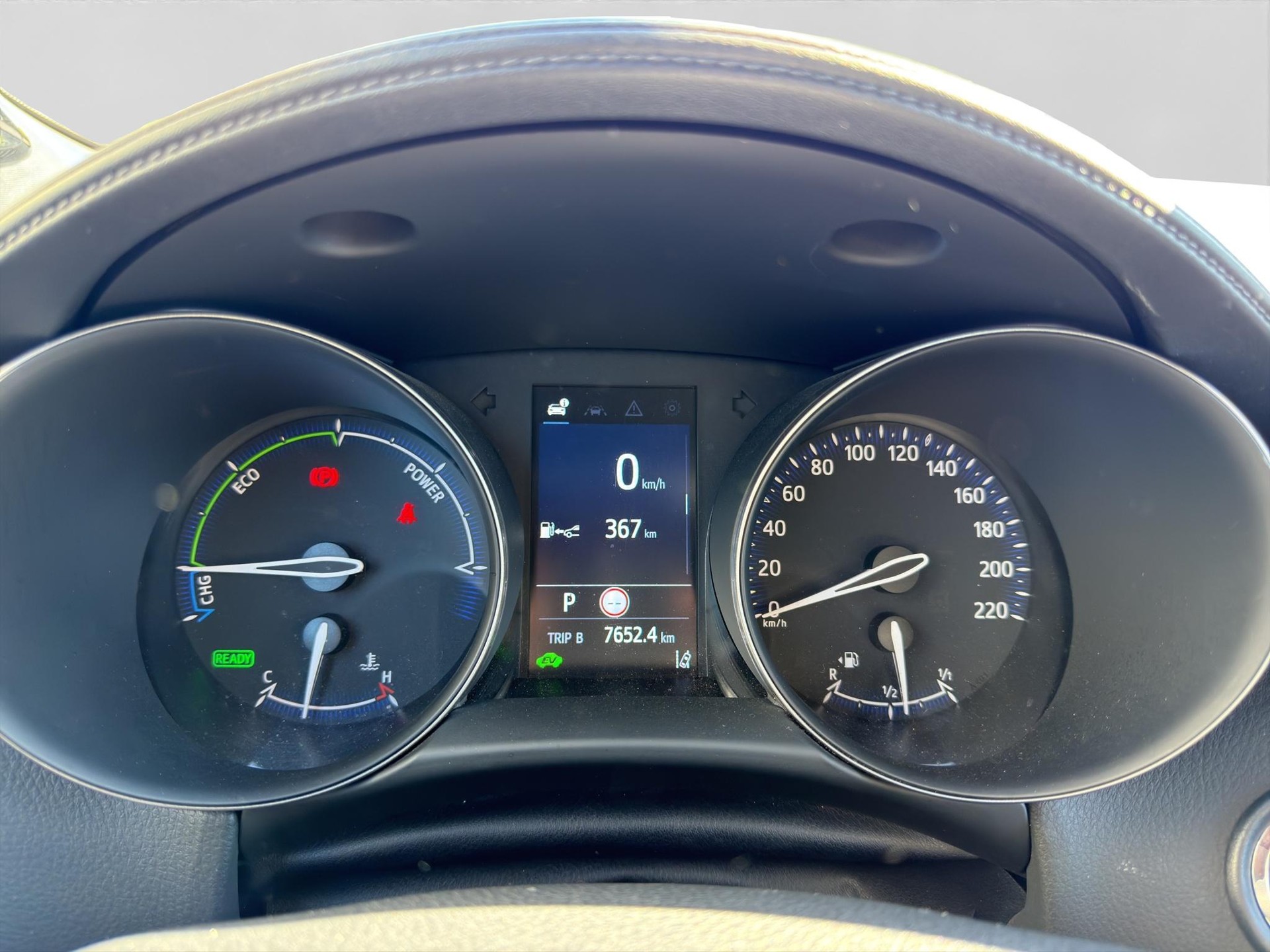 TOYOTA C-HR 2.0 VVTi HSD Move-showroom-element-3