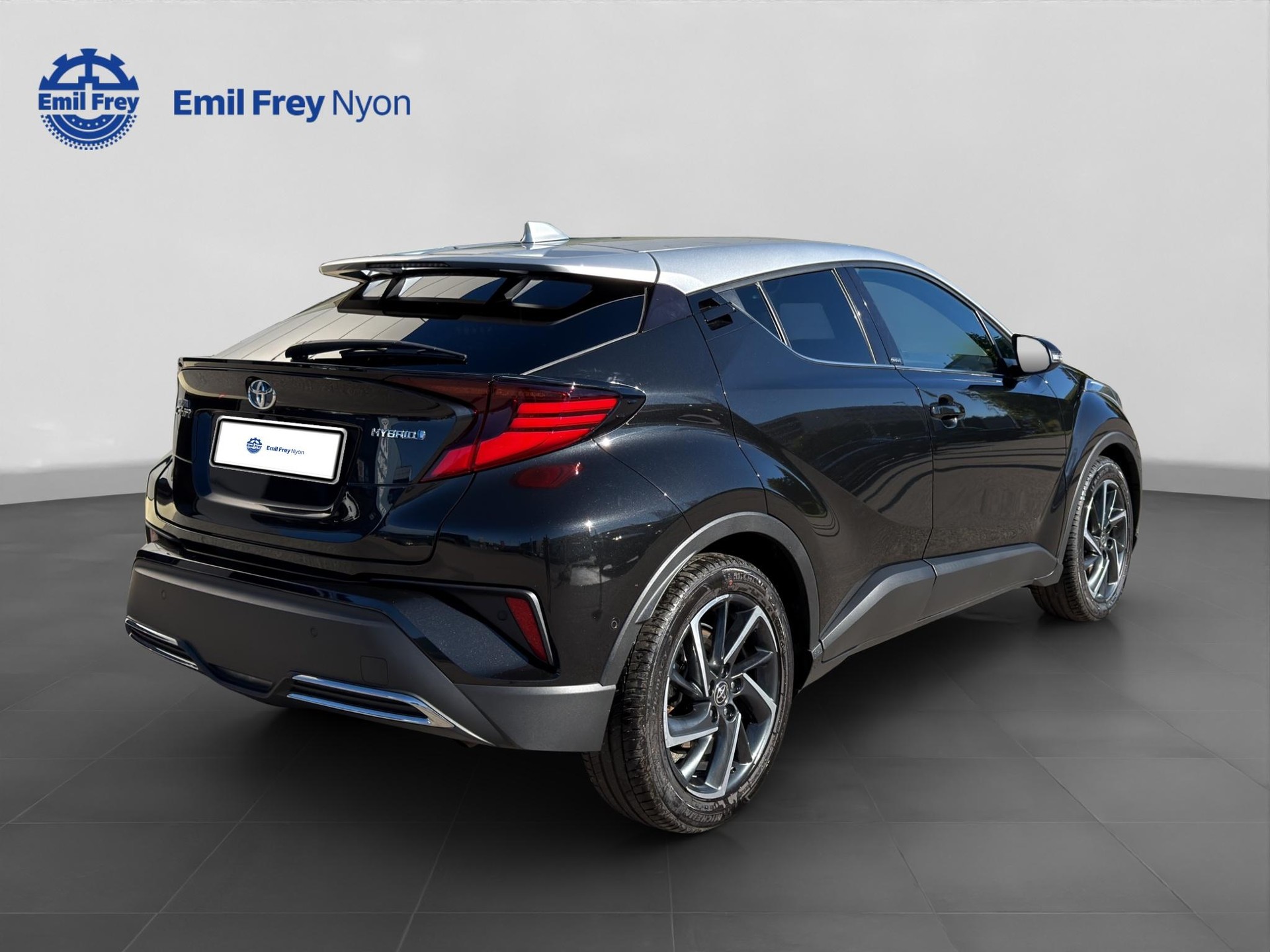 TOYOTA C-HR 2.0 VVTi HSD Move-image-5