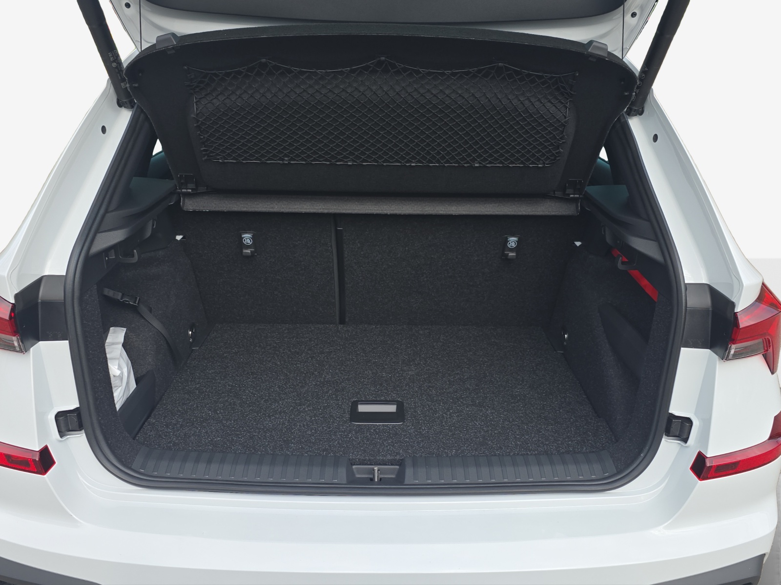 SKODA Kamiq 1.5 TSI Dynamic DSG-image-12