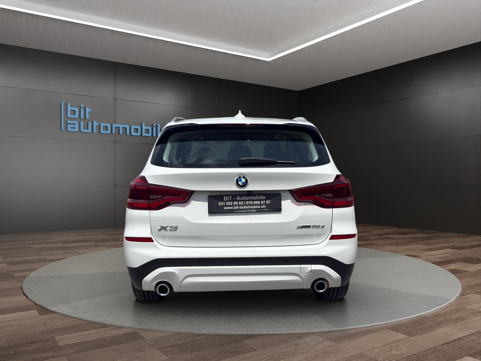 BMW X3 xDrive 20d Individual Luxury Line Steptronic-image-5