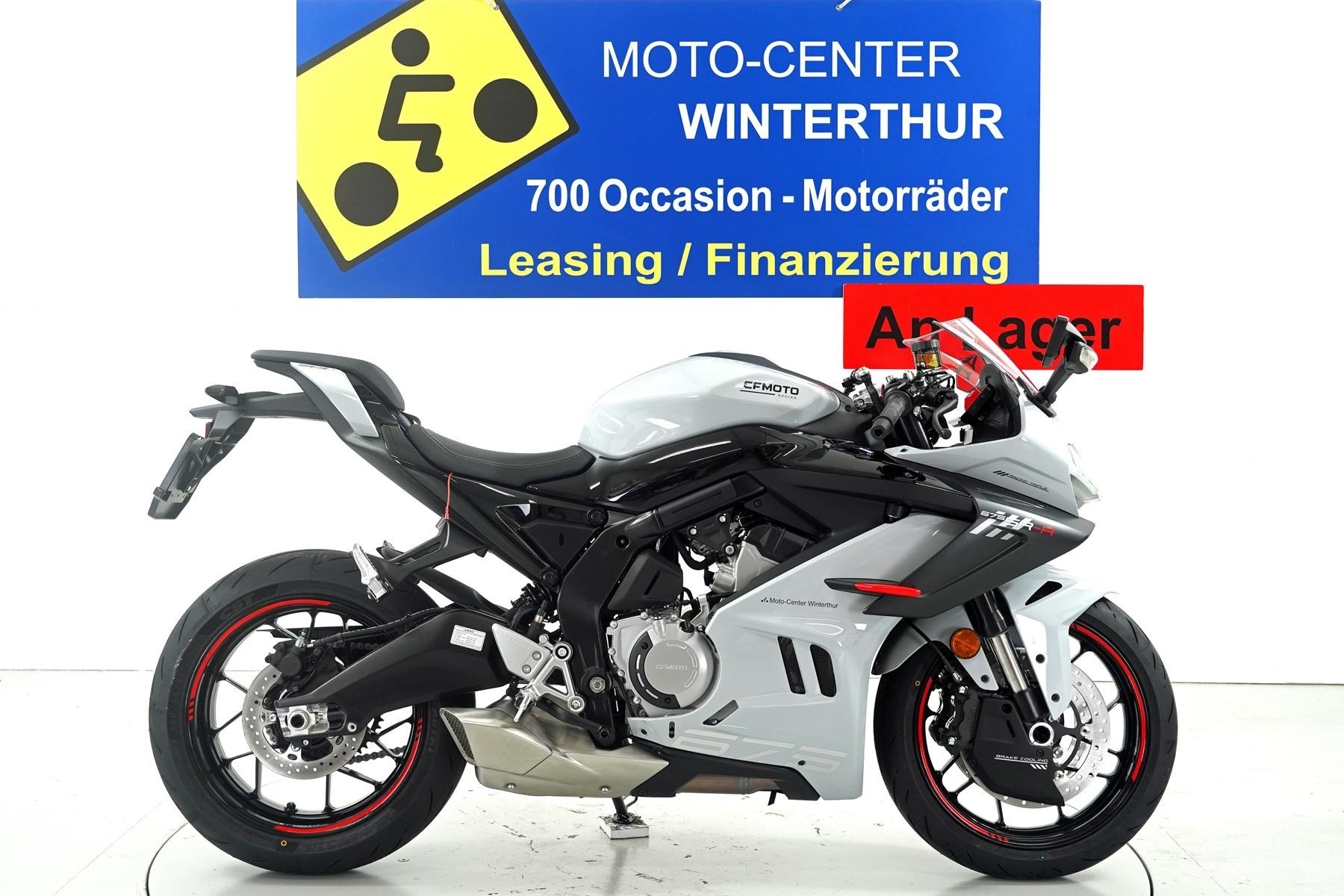 CF MOTO 675 SR-R ABS