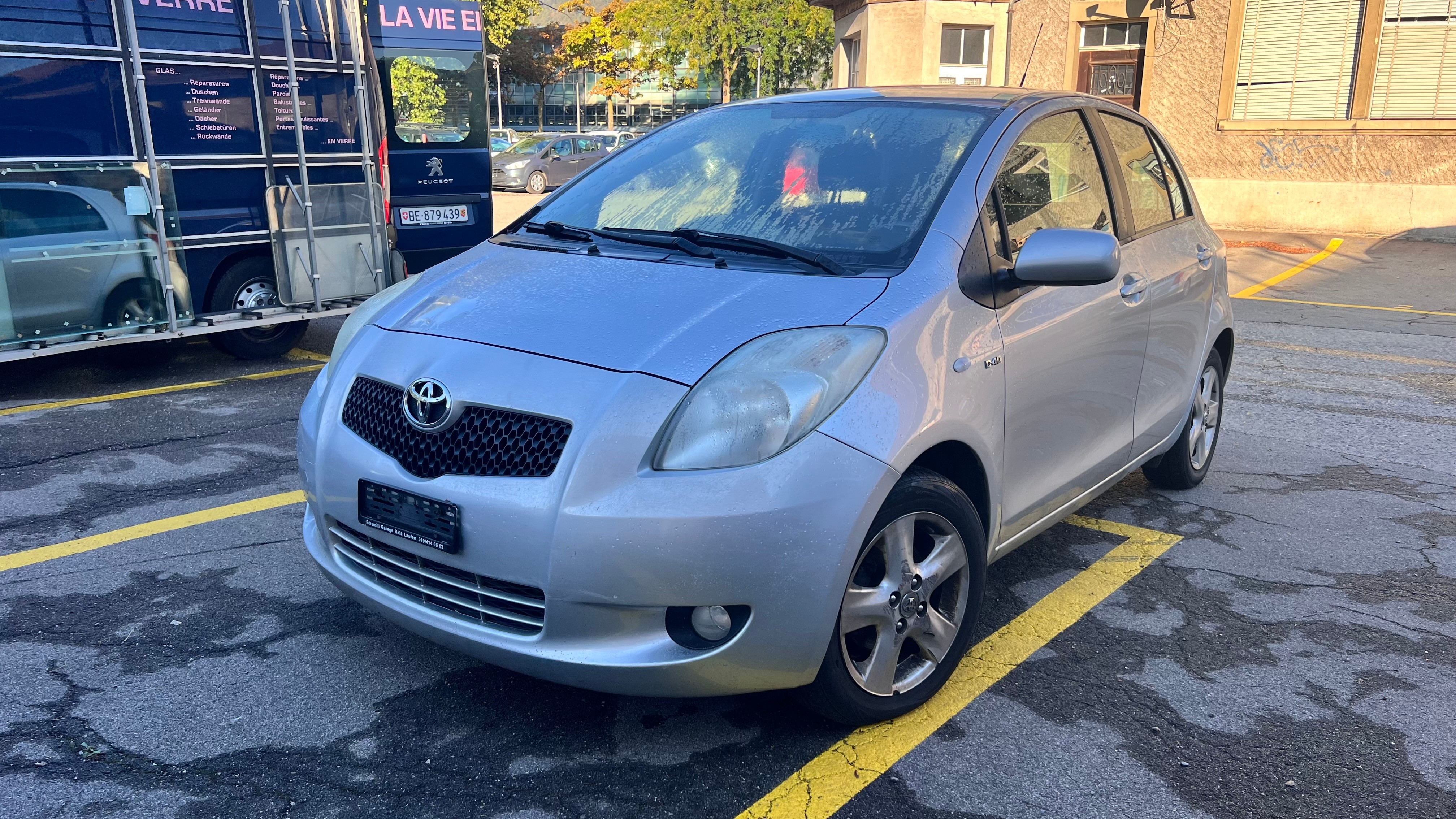 TOYOTA Yaris 1.4 D-4D Linea Terra — slika 1