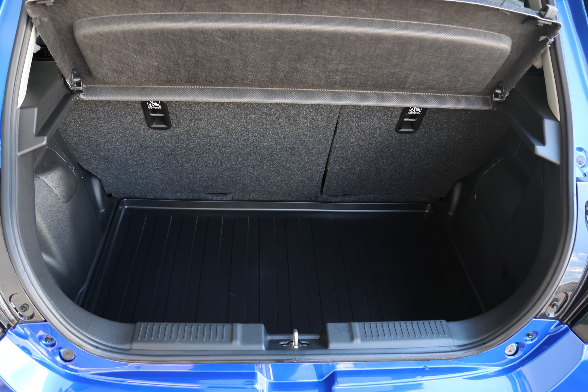 SUZUKI Swift 1.2 Tradizio Top Hybrid CVT limitiertes Schweizer Sondermodell-image-9