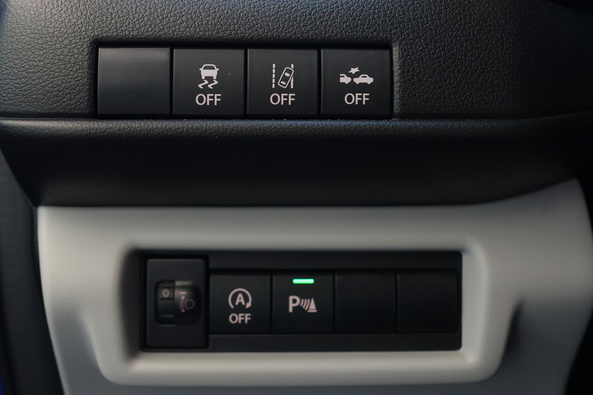 SUZUKI Swift 1.2 Tradizio Top Hybrid CVT limitiertes Schweizer Sondermodell-image-16