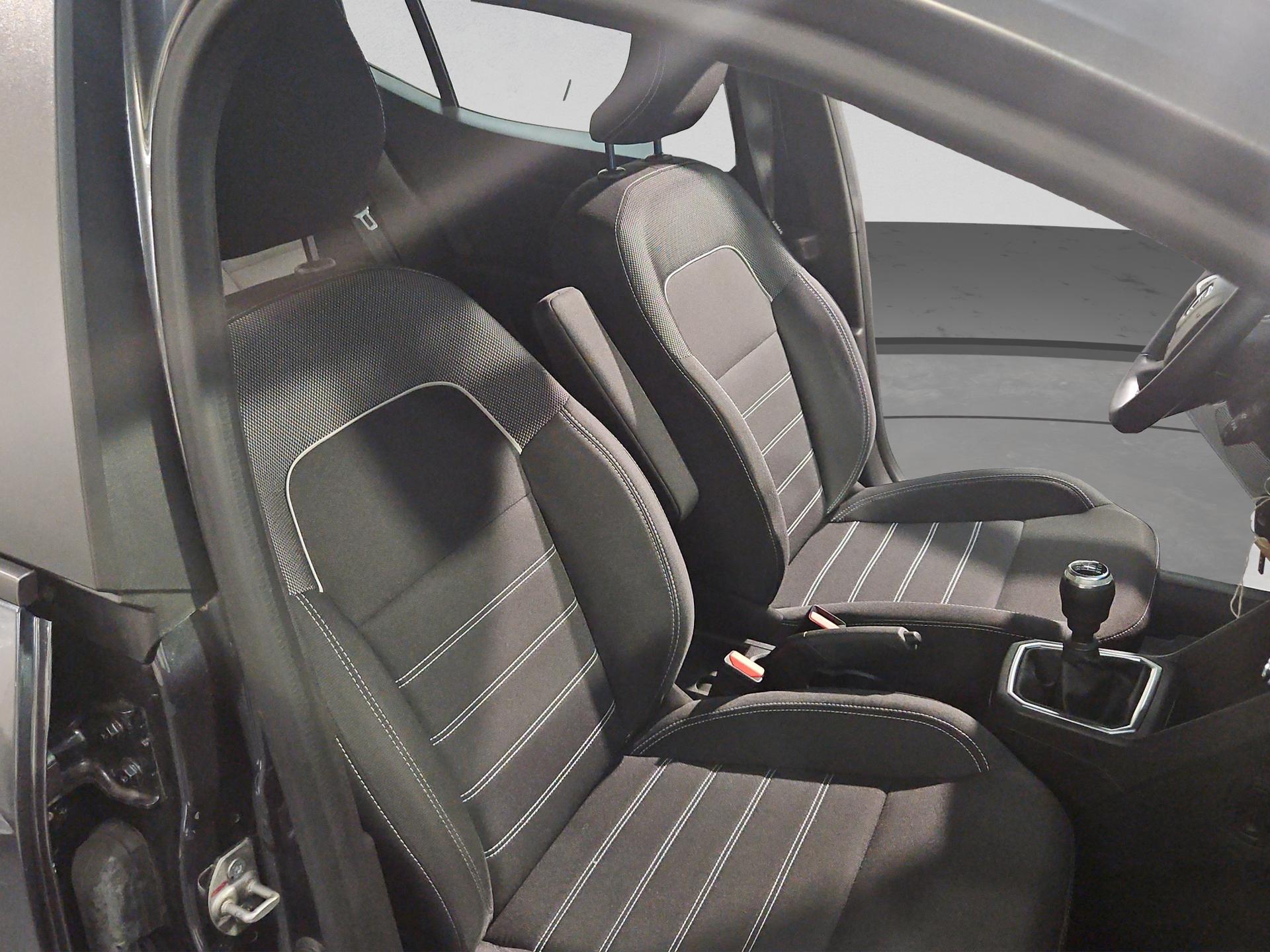 DACIA Sandero TCe 90 Comfort-image-16