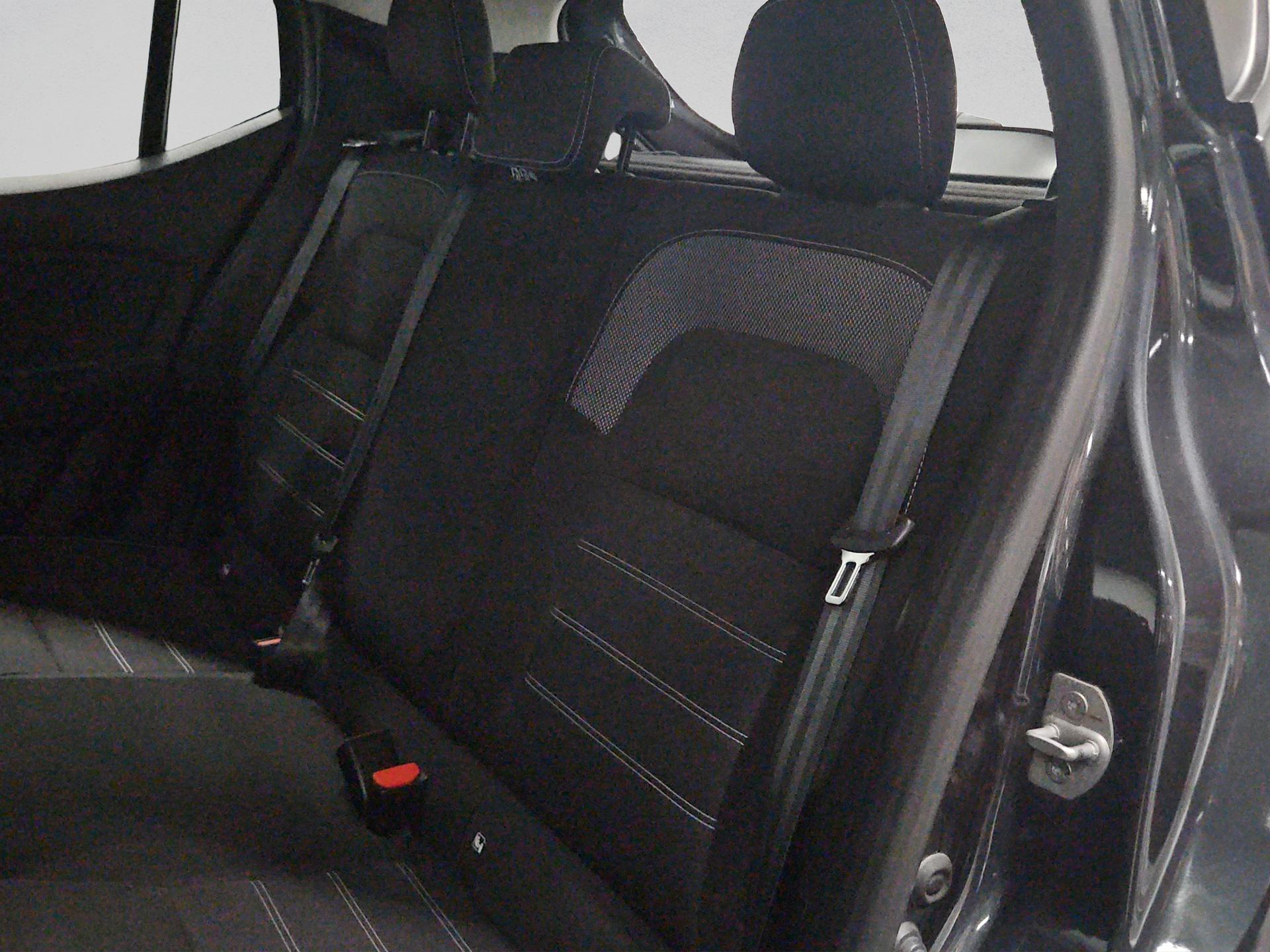 DACIA Sandero TCe 90 Comfort-image-14