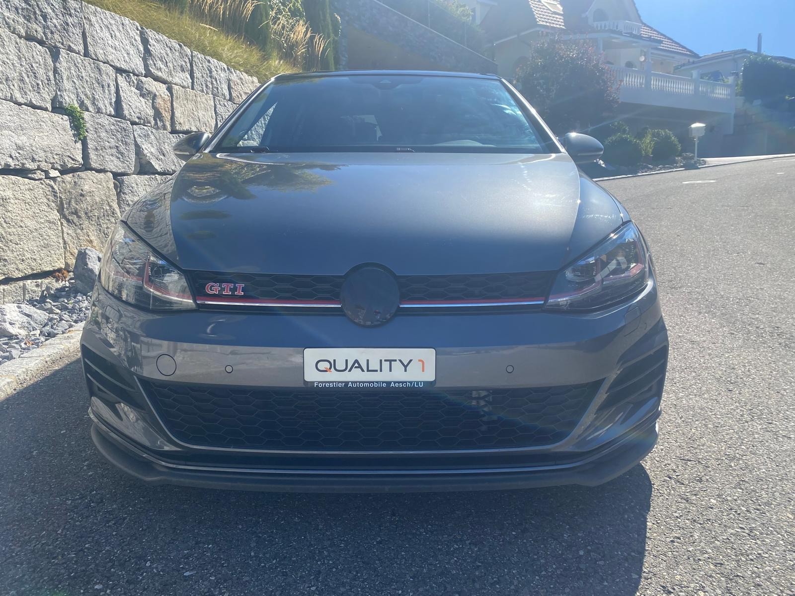 VW Golf 2.0 TSI GTI Performance DSG-image-4