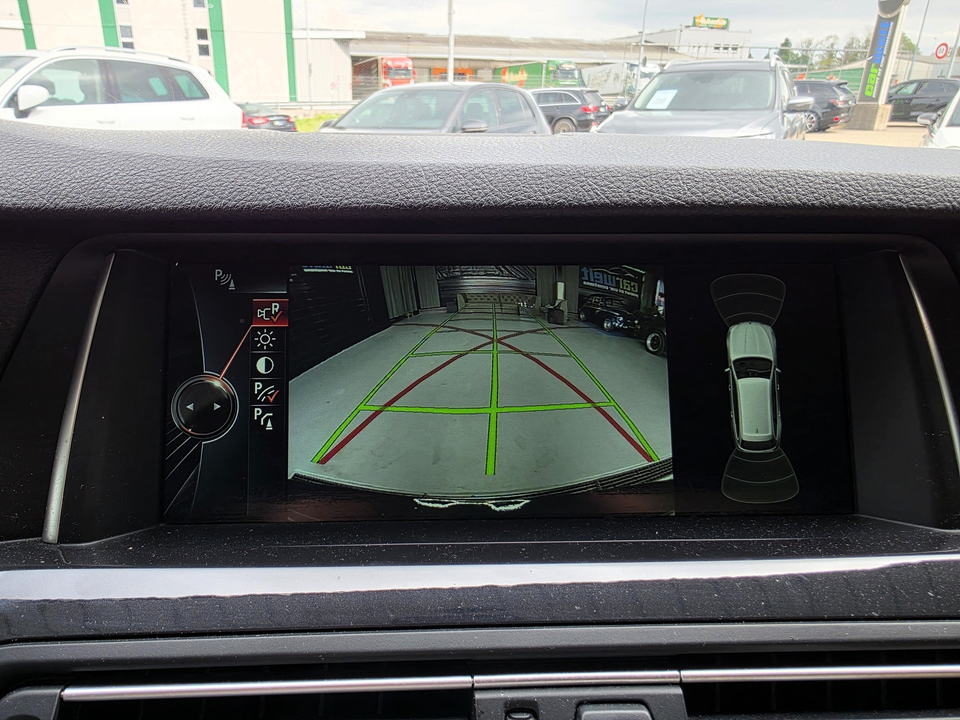 BMW 525d xDrive Touring-image-5