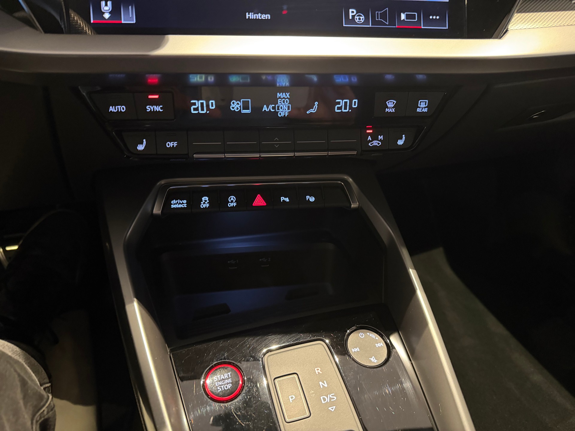 AUDI S3 Sportback 2.0 TFSI quattro S-Tronic-image-21
